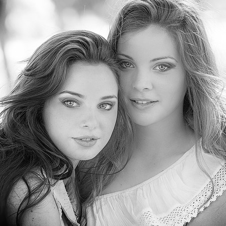 Dos hermanas